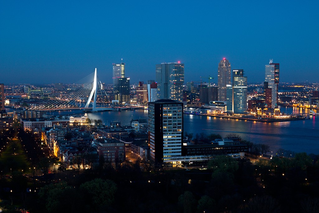 rotterdam haven havenstad hdr scheepvaart skyline euromast kop van zuid erasmusbrug erasmus mc europoort botlek maasvlakte